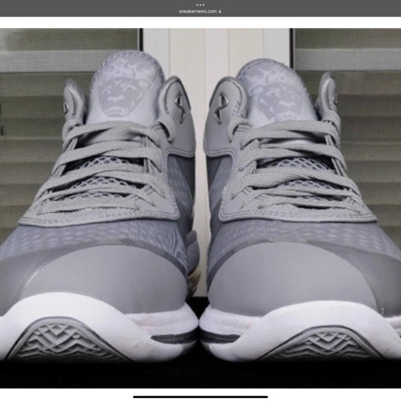 Nike LeBron 8 Low - Picture 3 of 6